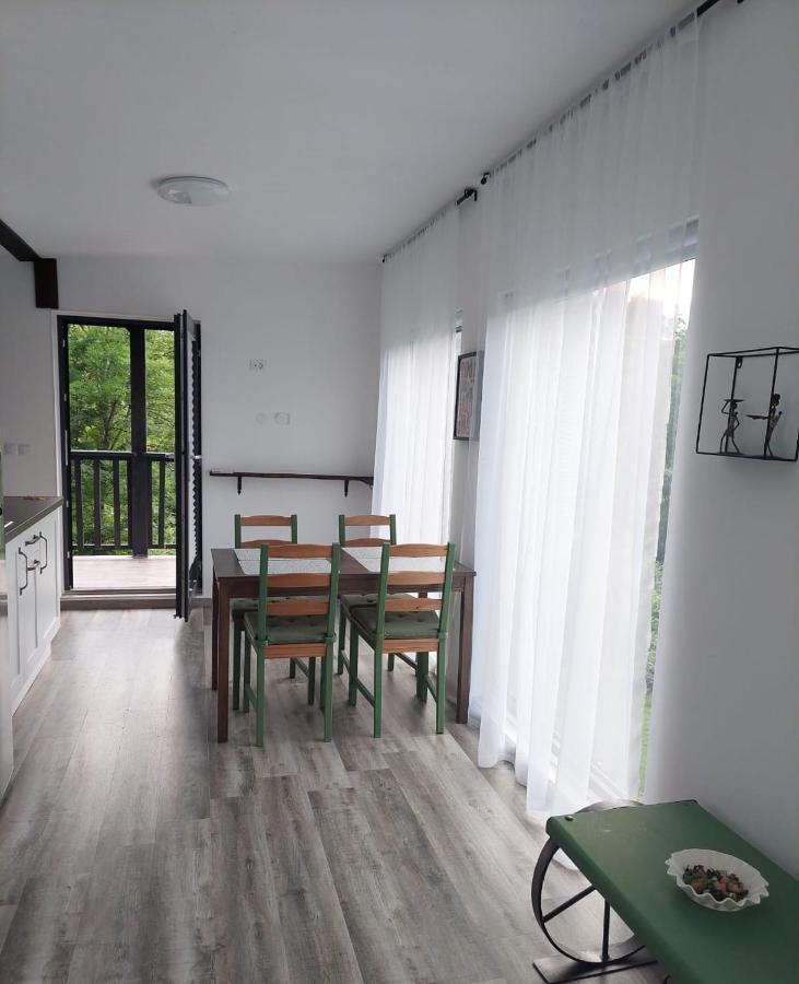 Casa De Pe Un Deal-Provita De Sus-Prahova Eksteriør billede